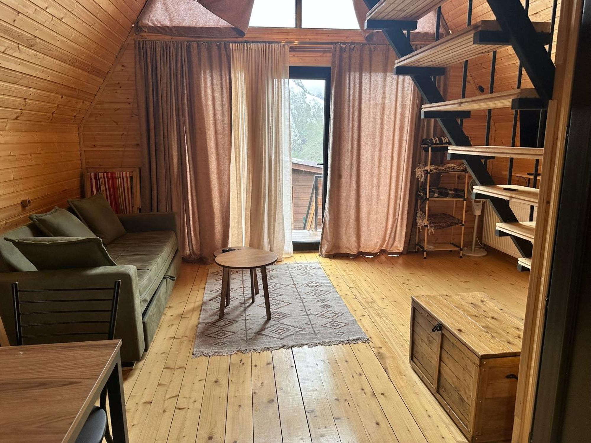 A&B Cottages Stepancminda Zewnętrze zdjęcie